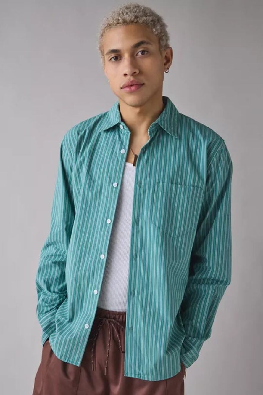 NWT Urban Outfitters Men's Baggy Poplin Shirt in Turquoise size Medium